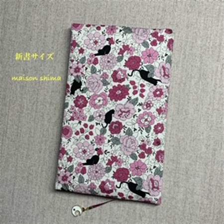 布製ブックカバー 新書サイズ 花と黒猫 ピンク ボーイズラブ専門販売サイト コミコミスタジオ