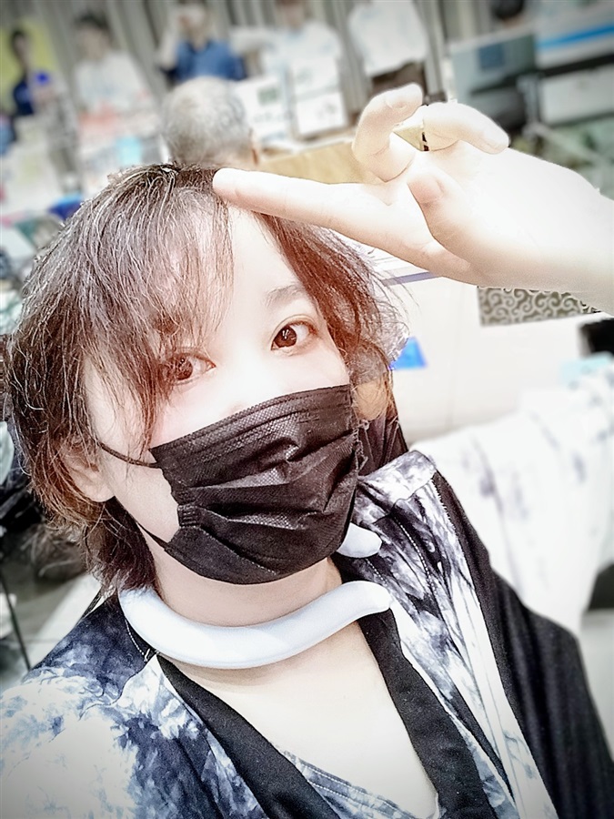喜白イズユ写真集サイン入り【特典付】