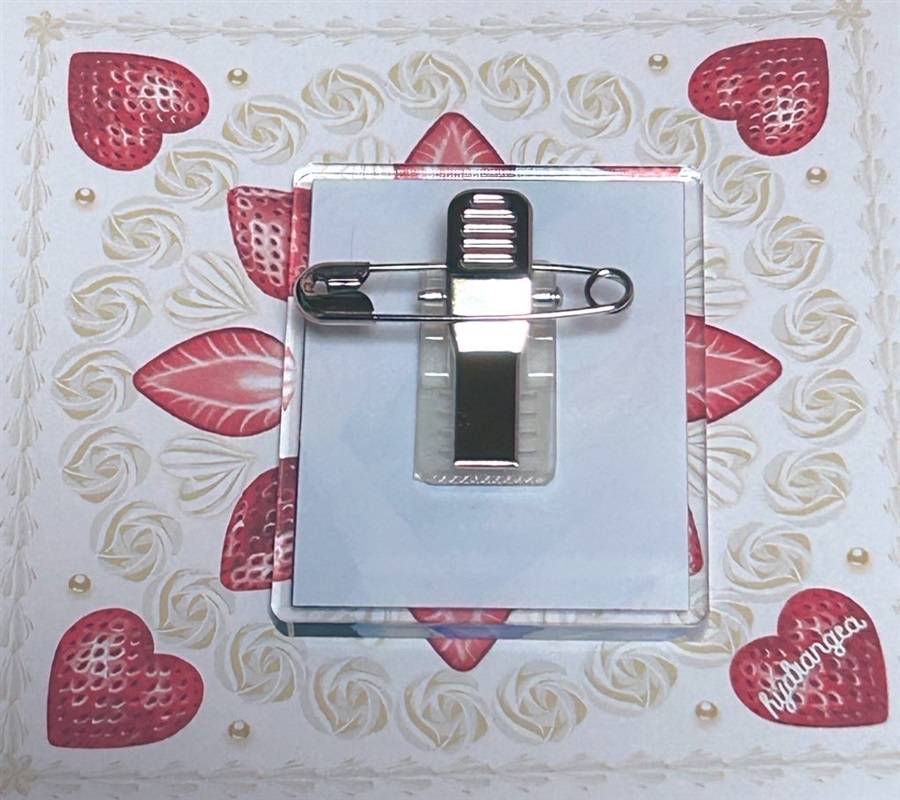 【同人グッズ】異世界転生 ～生きるために中出しされよ～　アクリルバッジ　表紙ver