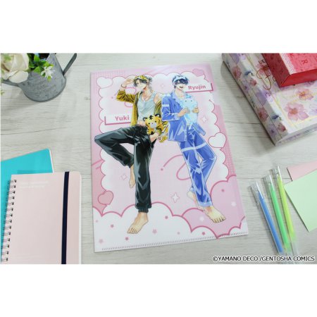しゅきしゅきMAXハート　山野でこ先生 描き下ろし クリアファイル【A】パジャマver.
